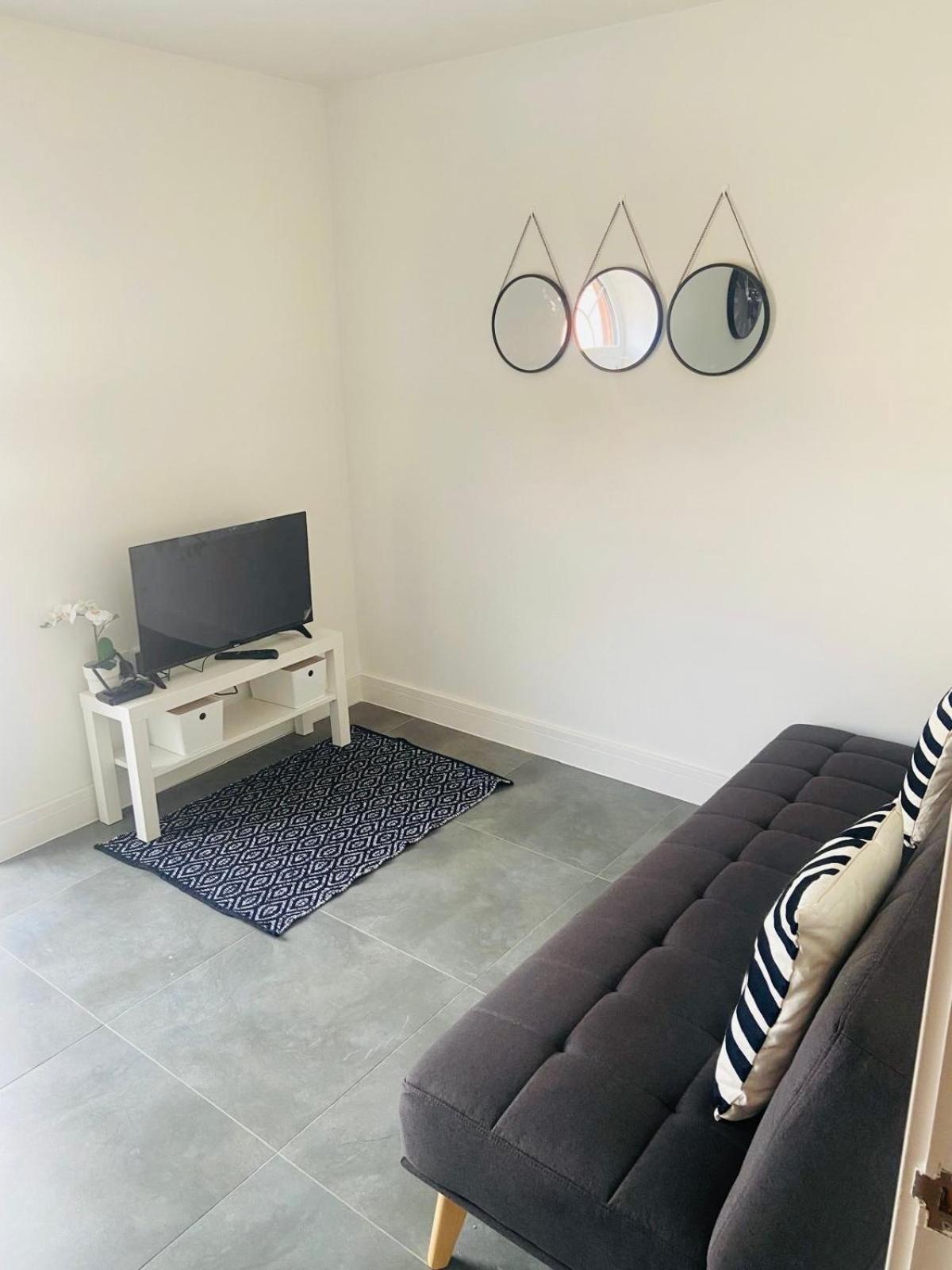 Modern Flat With Free Parking Close To Birmingham Centre Exterior foto
