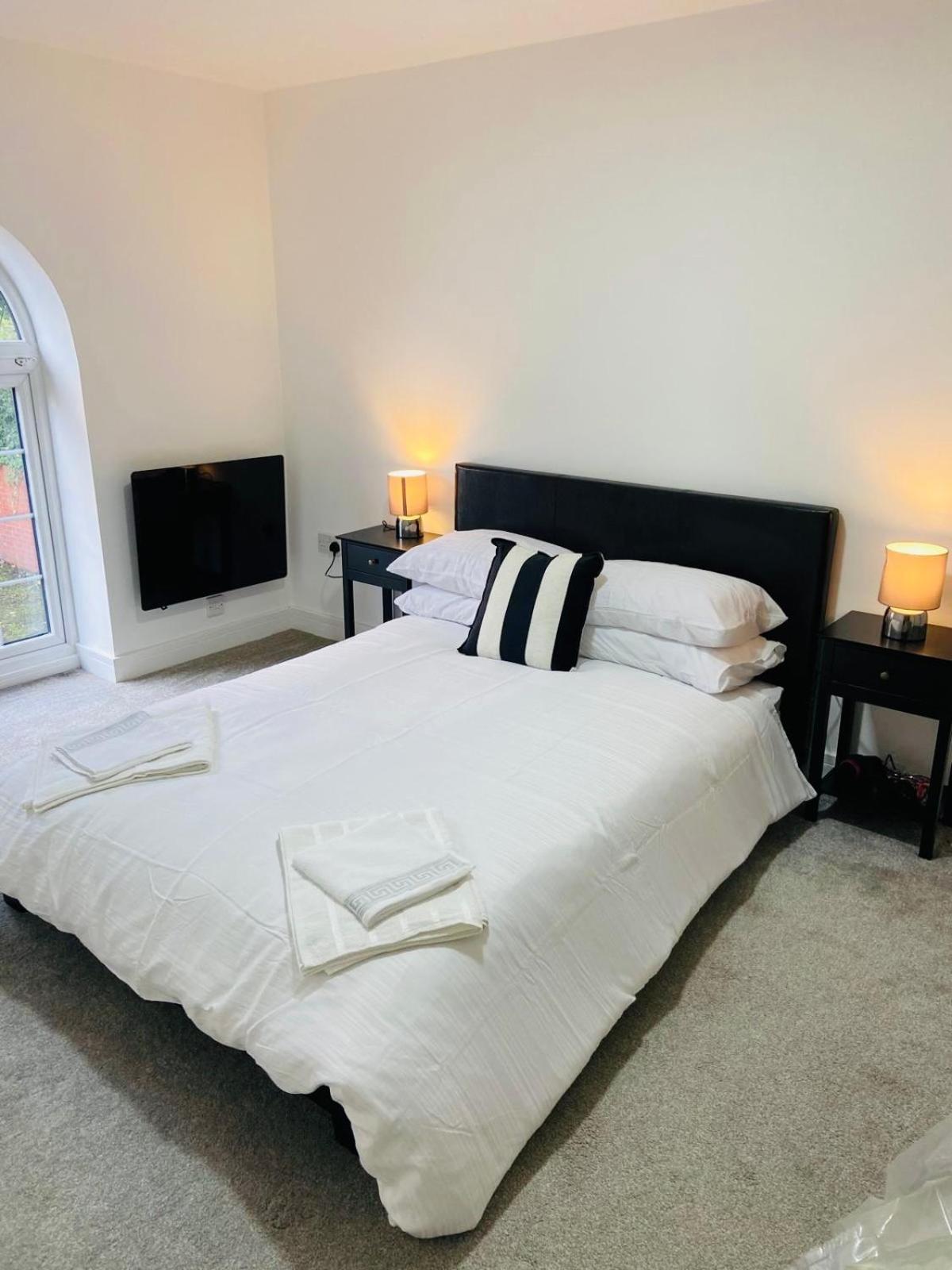 Modern Flat With Free Parking Close To Birmingham Centre Exterior foto